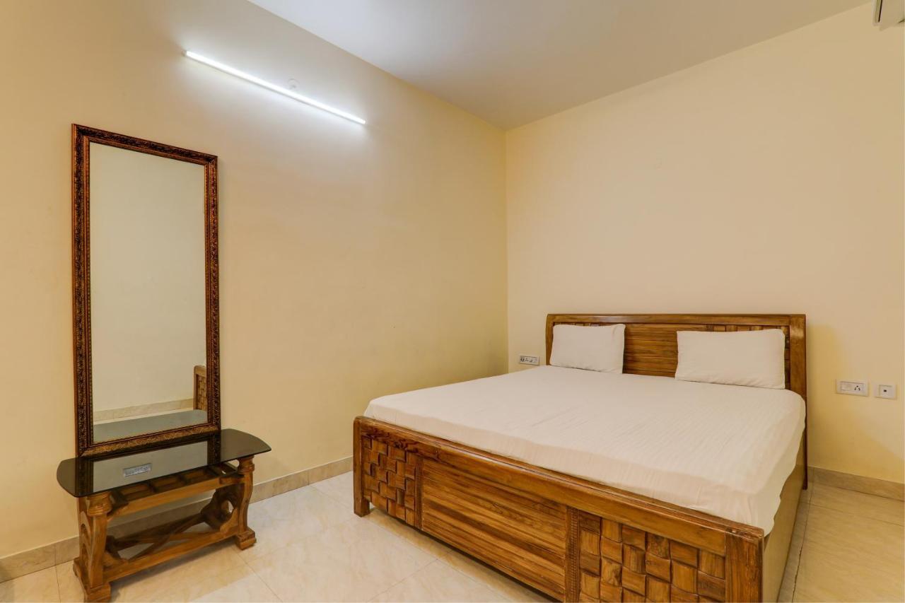 Oyo Hotel Umrao Патна Экстерьер фото